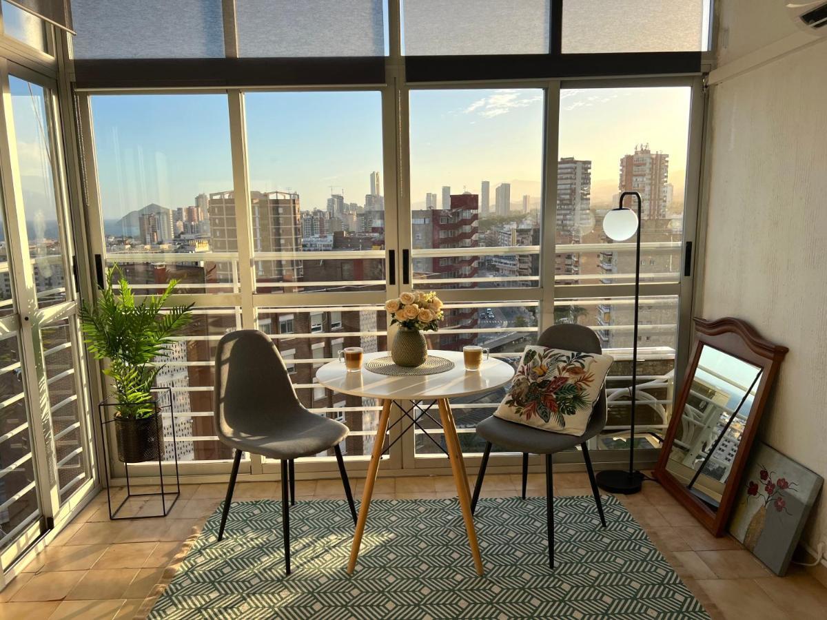 Панорамная Квартира С 1 Спальней В Бенидорме Apartment Luaran gambar
